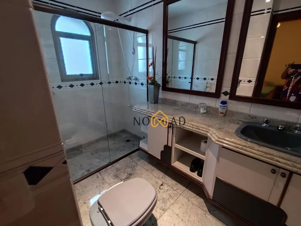 Apartamento, 4 quartos, 219 m² - Foto 2