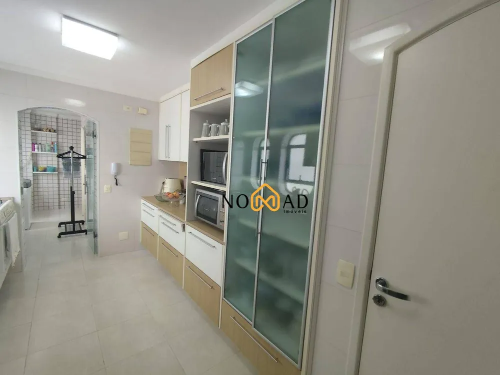 Apartamento, 4 quartos, 195 m² - Foto 11