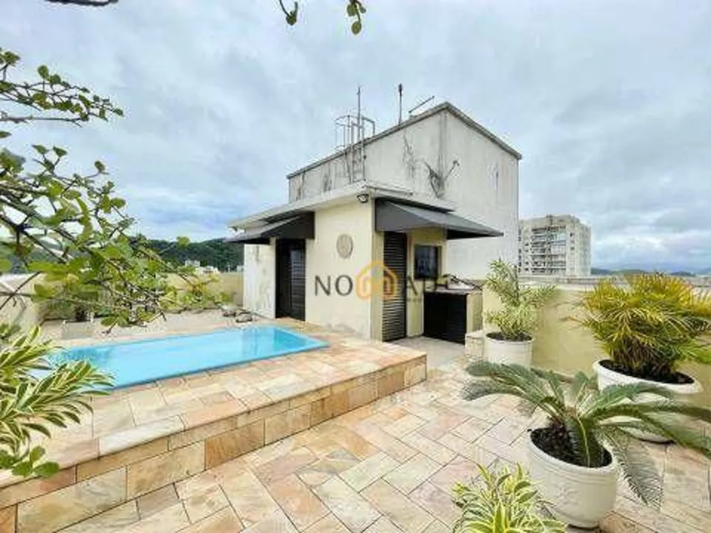 Cobertura, 3 quartos, 130 m² - Foto 1