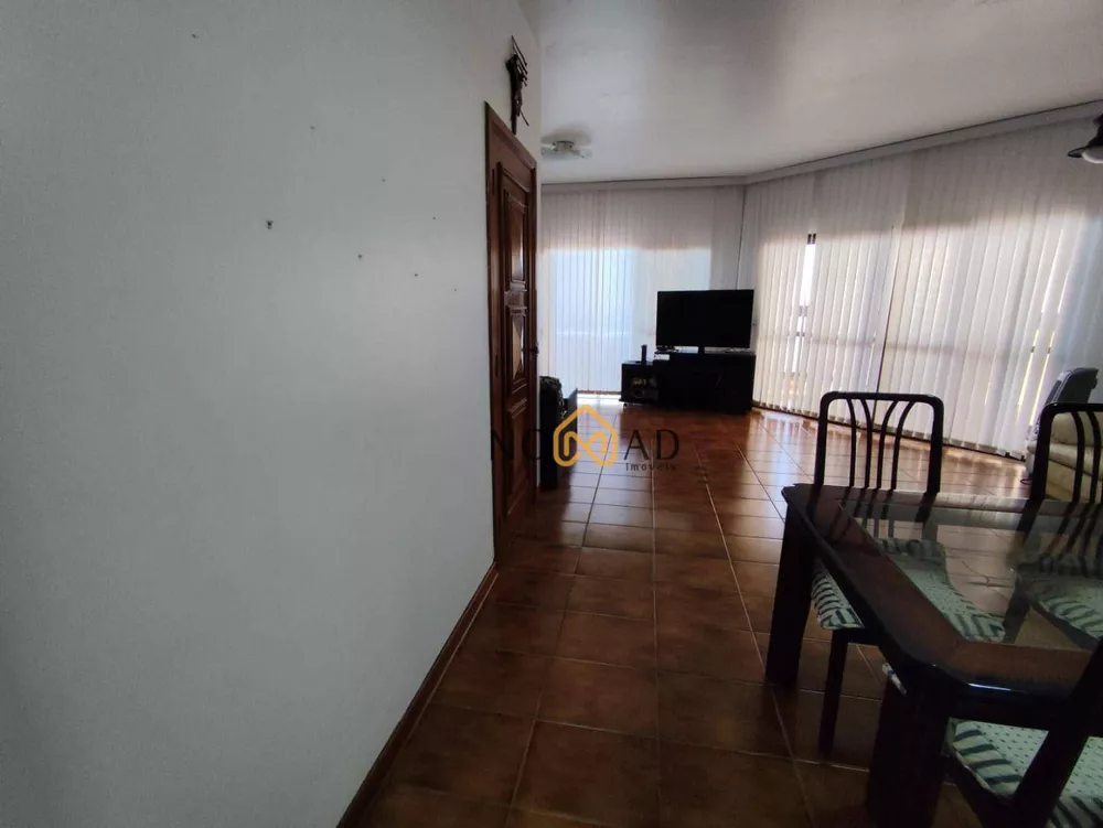 Apartamento, 3 quartos, 120 m² - Foto 3