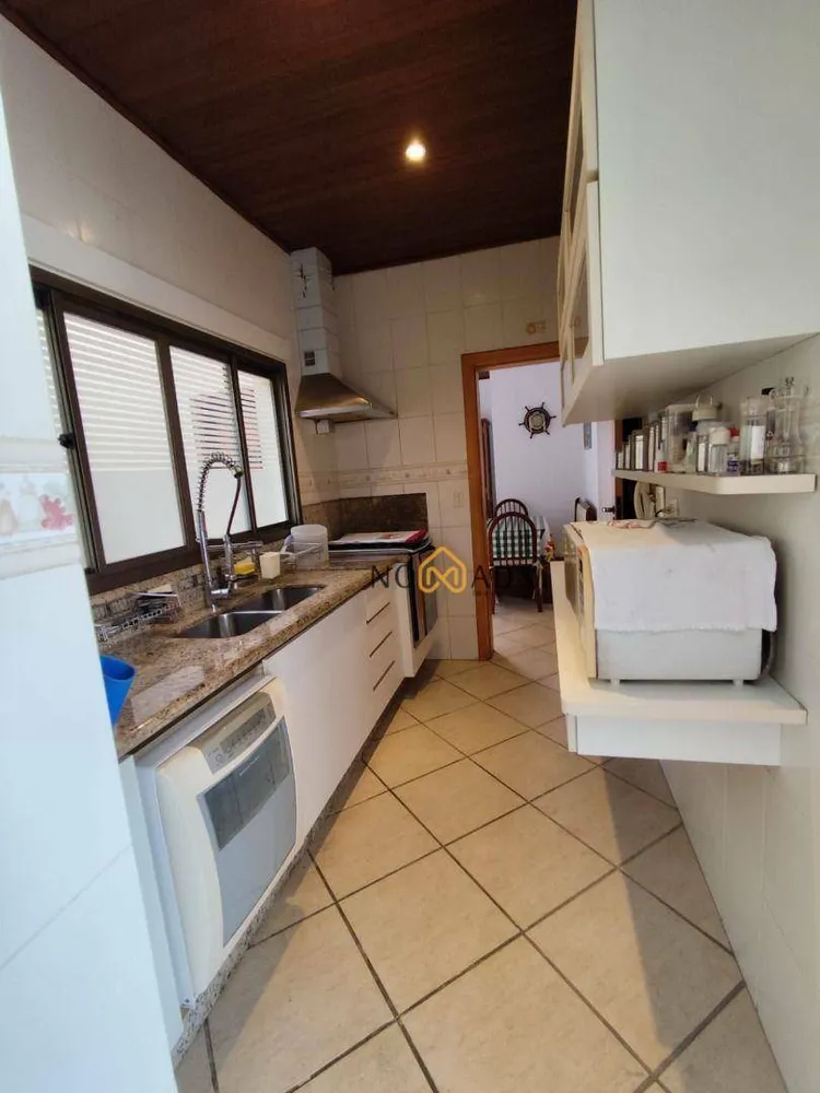 Cobertura, 3 quartos, 190 m² - Foto 13