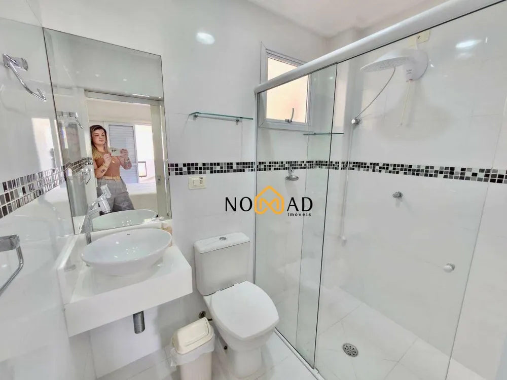 Cobertura, 3 quartos, 221 m² - Foto 14