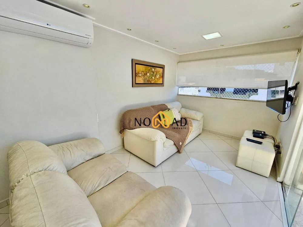 Cobertura, 3 quartos, 221 m² - Foto 1