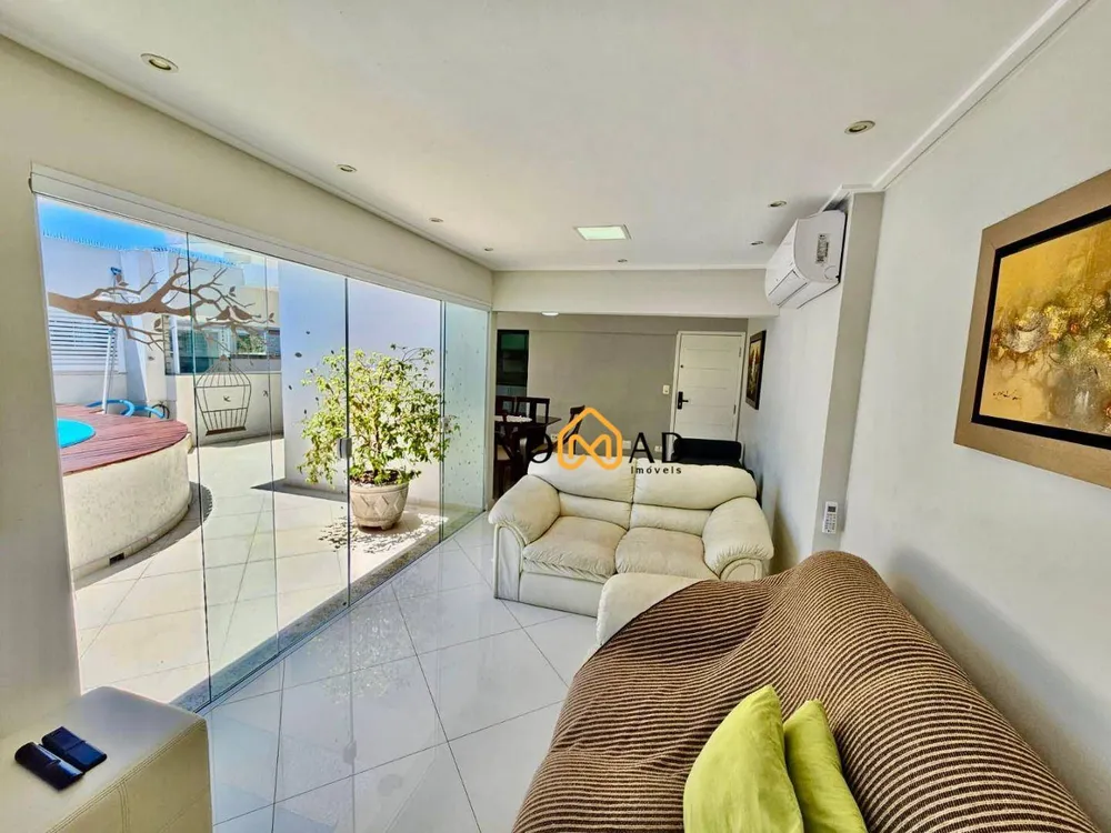 Cobertura, 3 quartos, 221 m² - Foto 3