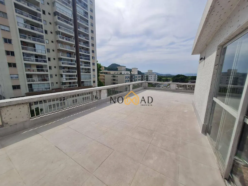 Cobertura, 3 quartos, 186 m² - Foto 1