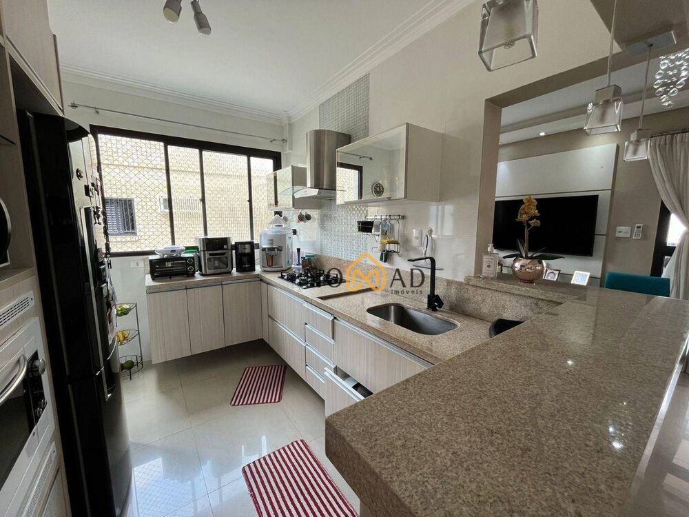 Cobertura, 3 quartos, 210 m² - Foto 6
