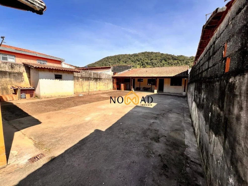 Casa, 3 quartos, 280 m² - Foto 8
