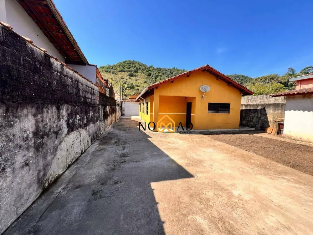 Casa, 3 quartos, 280 m² - Foto 1