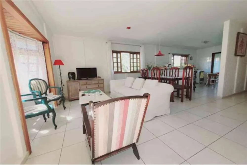 Casa, 3 quartos, 168 m² - Foto 2