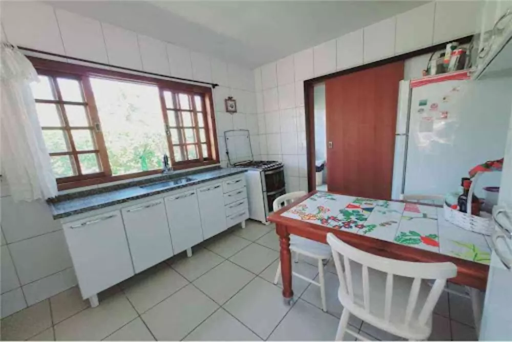 Casa, 3 quartos, 168 m² - Foto 4