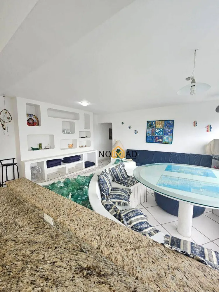 Apartamento, 3 quartos, 120 m² - Foto 1