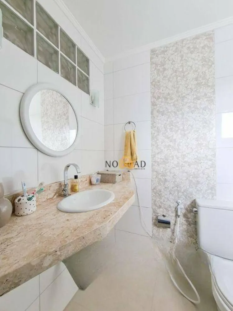 Cobertura, 3 quartos, 202 m² - Foto 13