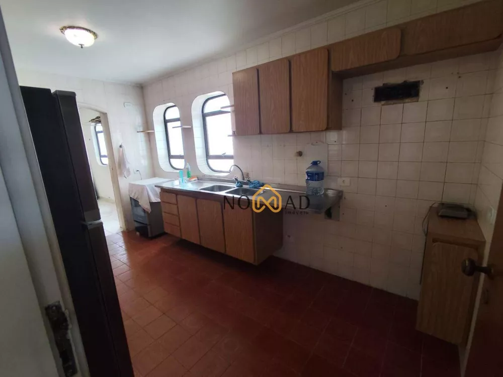 Apartamento, 4 quartos, 195 m² - Foto 10