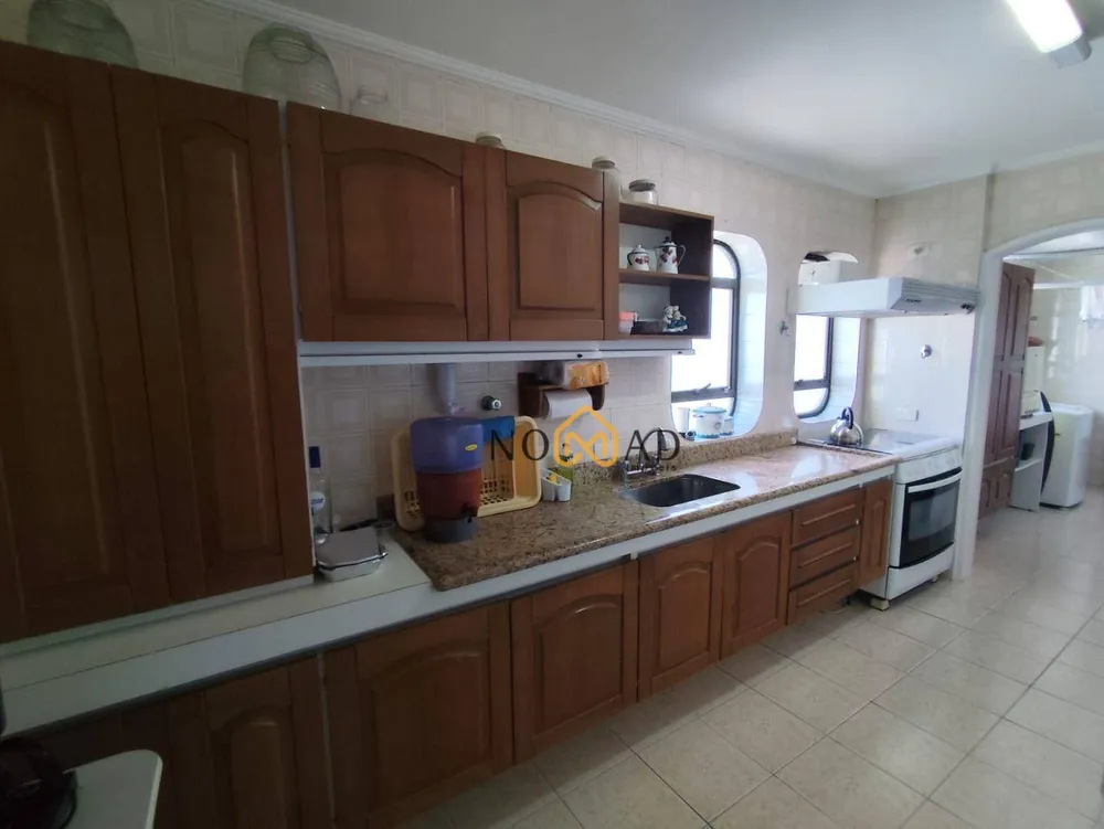 Apartamento, 3 quartos, 195 m² - Foto 19