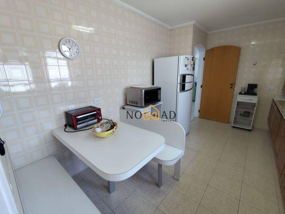 Apartamento, 3 quartos, 195 m² - Foto 4