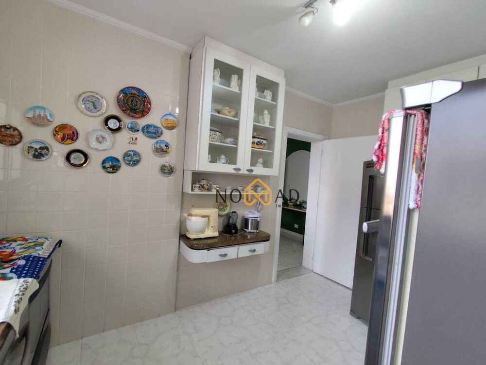 Apartamento, 4 quartos, 195 m² - Foto 6