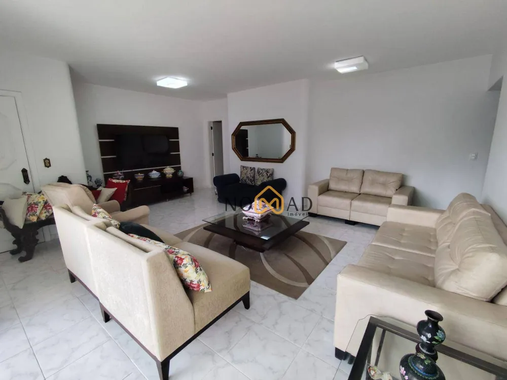 Apartamento, 4 quartos, 195 m² - Foto 10