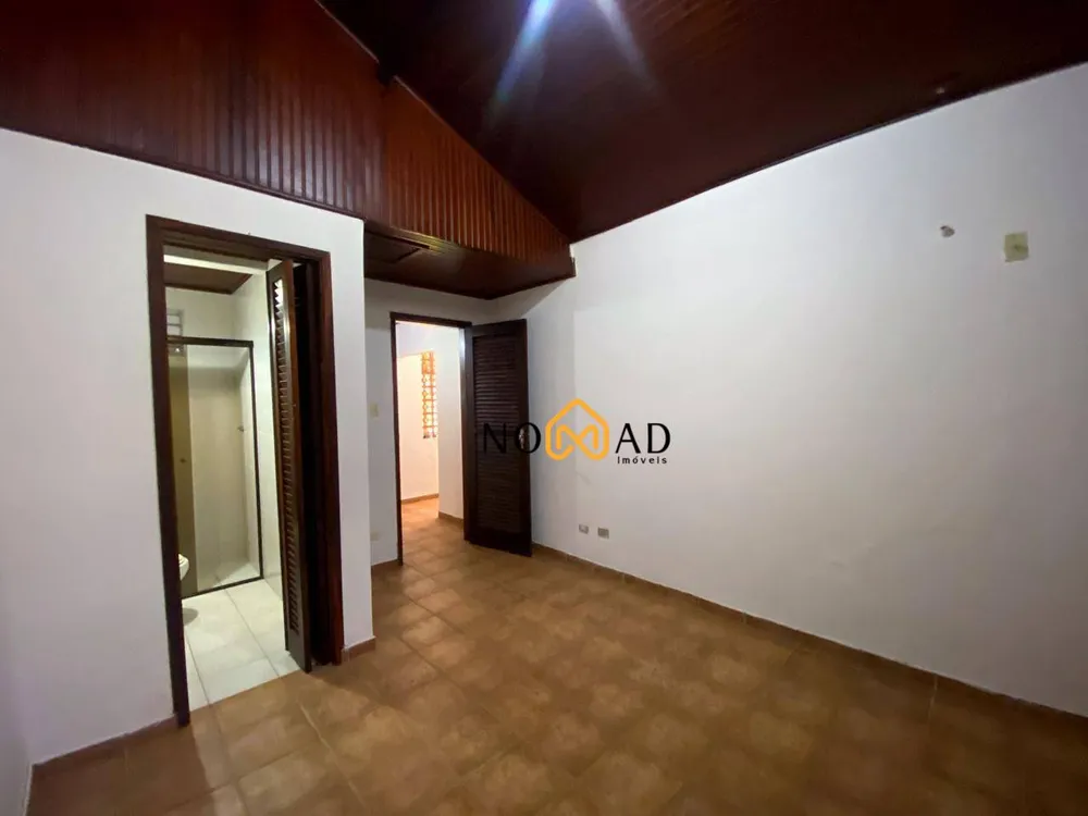 Casa, 3 quartos, 204 m² - Foto 1