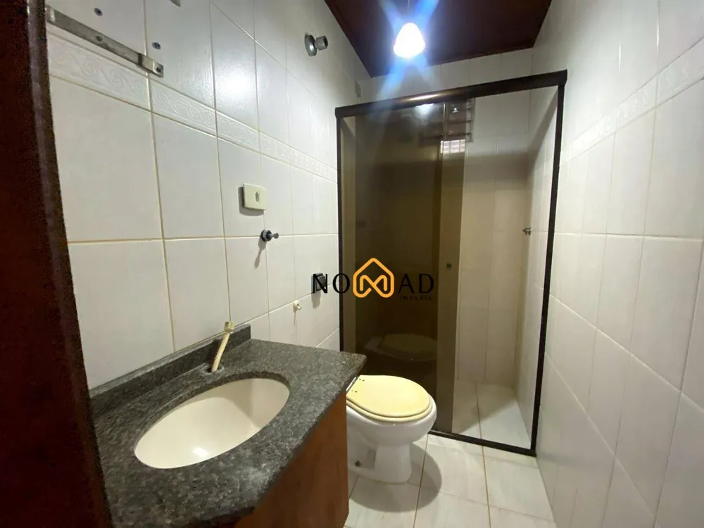 Casa, 3 quartos, 204 m² - Foto 4