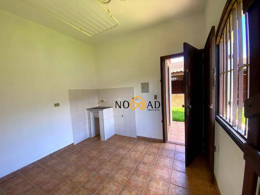 Casa, 3 quartos, 204 m² - Foto 2
