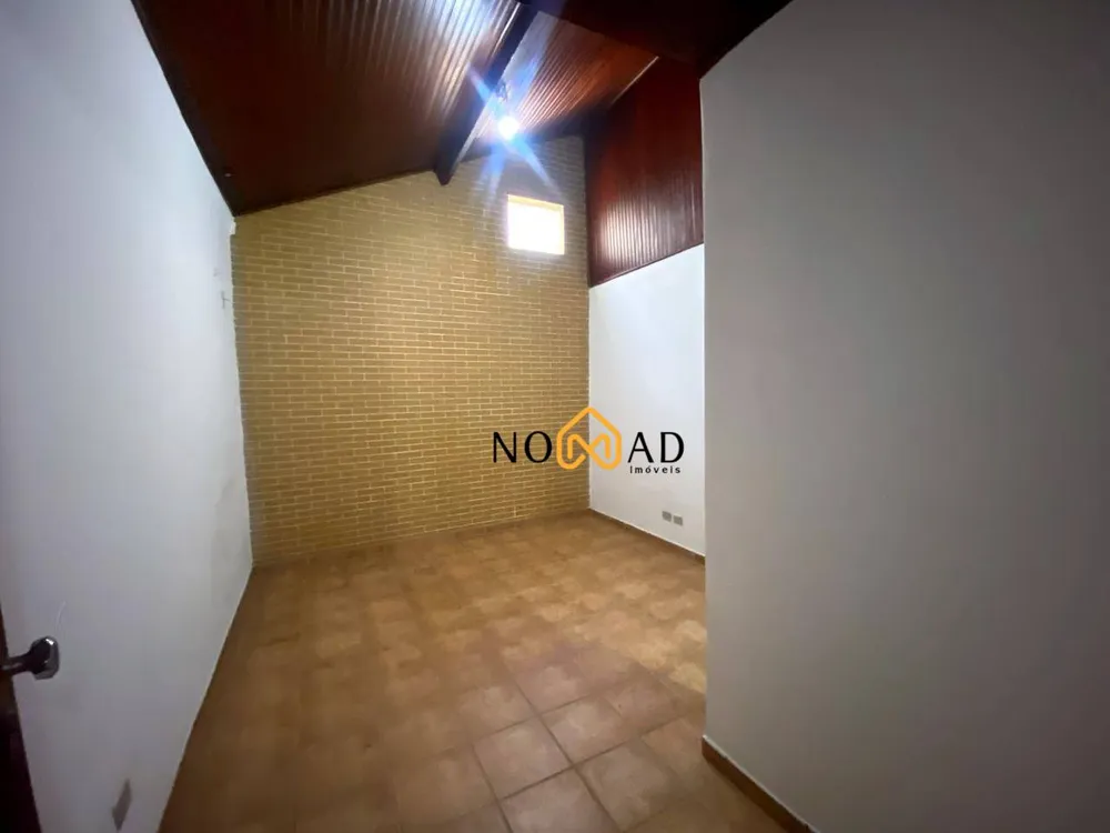 Casa, 3 quartos, 204 m² - Foto 1
