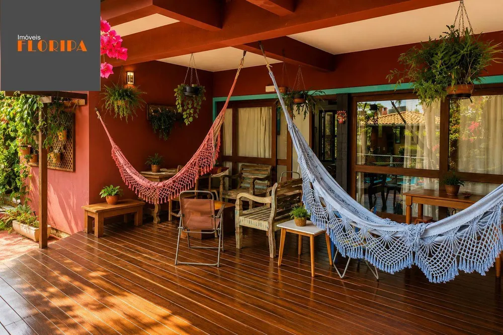 Casa, 7 quartos, 288 m² - Foto 1