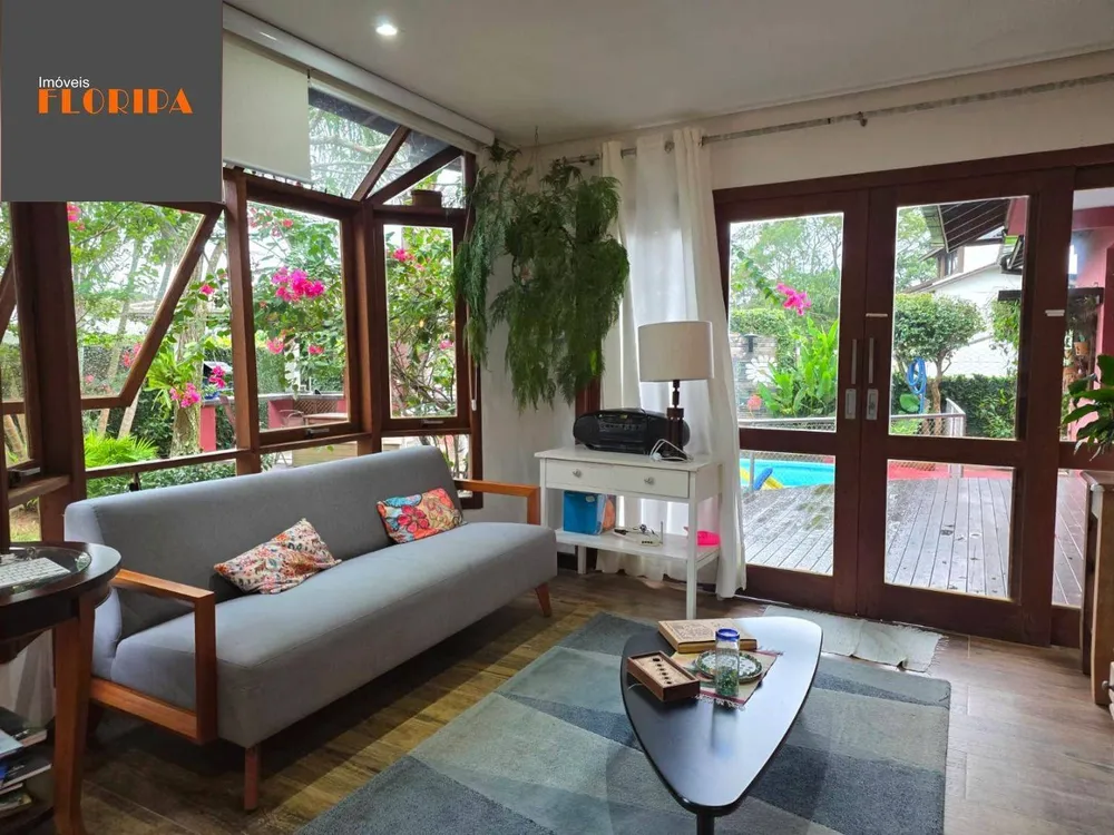Casa, 7 quartos, 288 m² - Foto 2