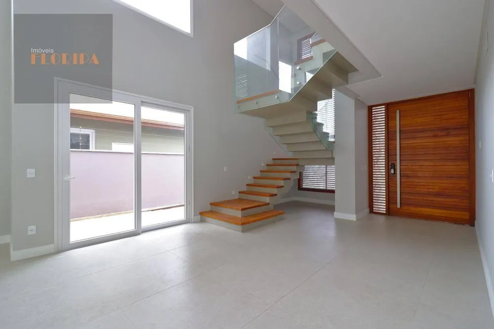 Casa, 4 quartos, 365 m² - Foto 1