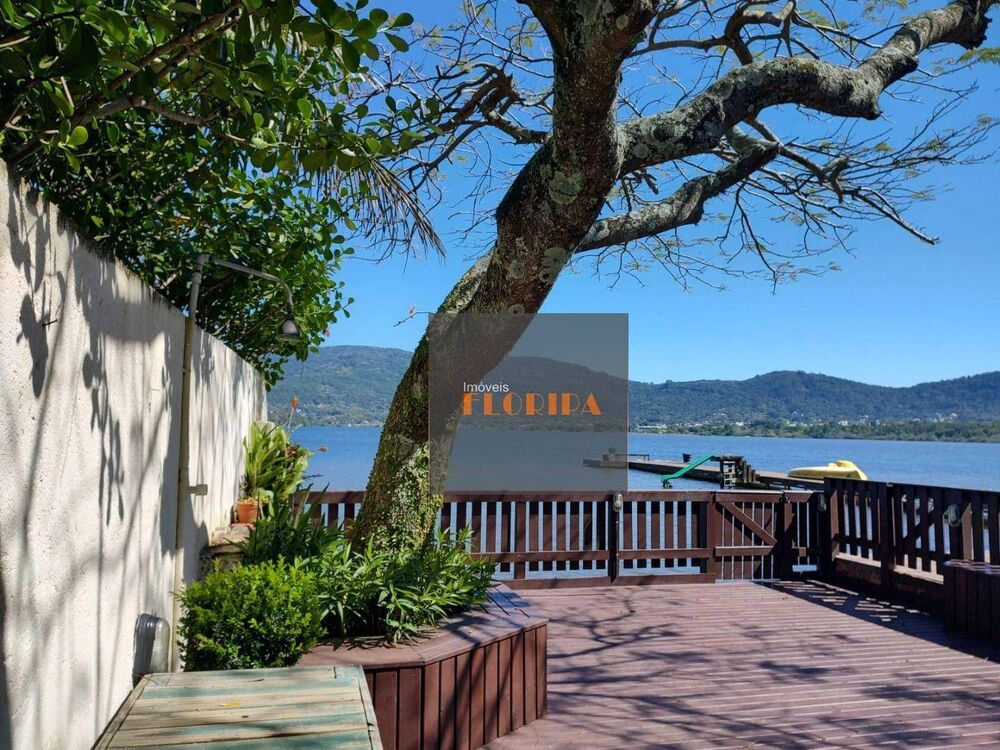 Casa à venda com 5 quartos, 153m² - Foto 3