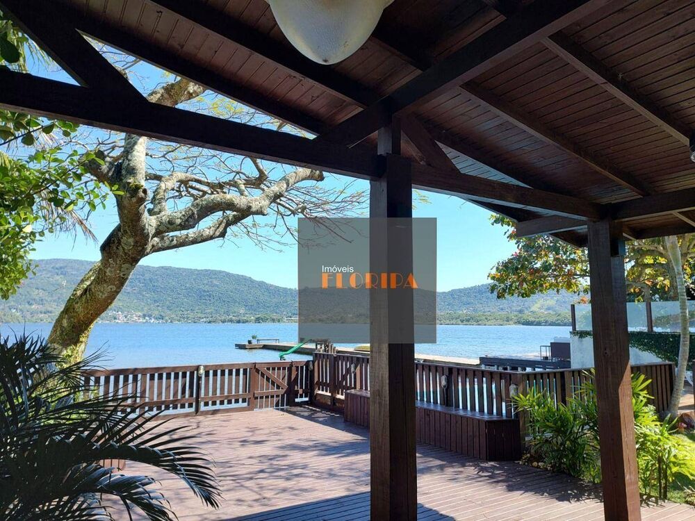 Casa à venda com 5 quartos, 153m² - Foto 9