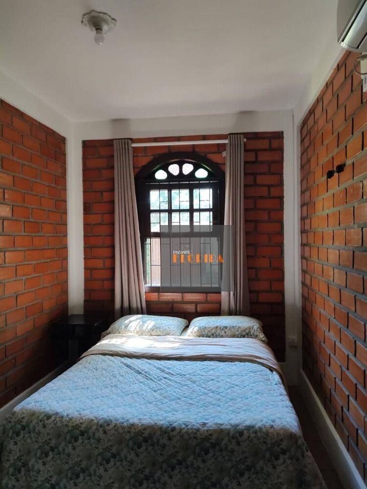 Casa à venda com 5 quartos, 153m² - Foto 17