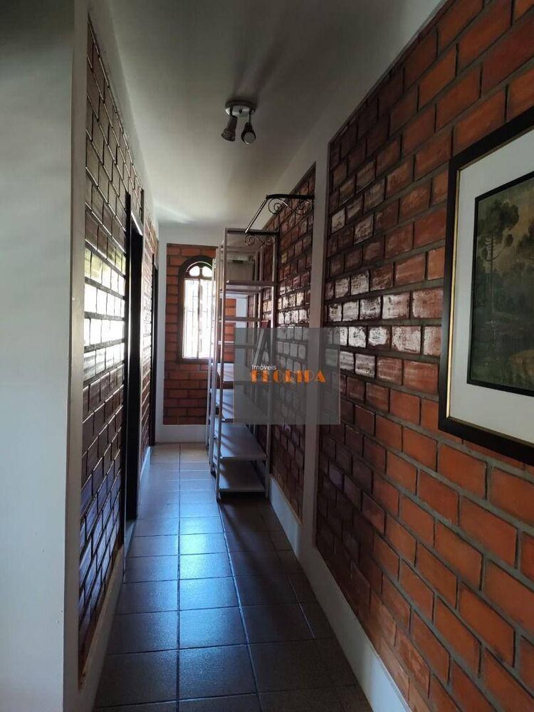 Casa à venda com 5 quartos, 153m² - Foto 22