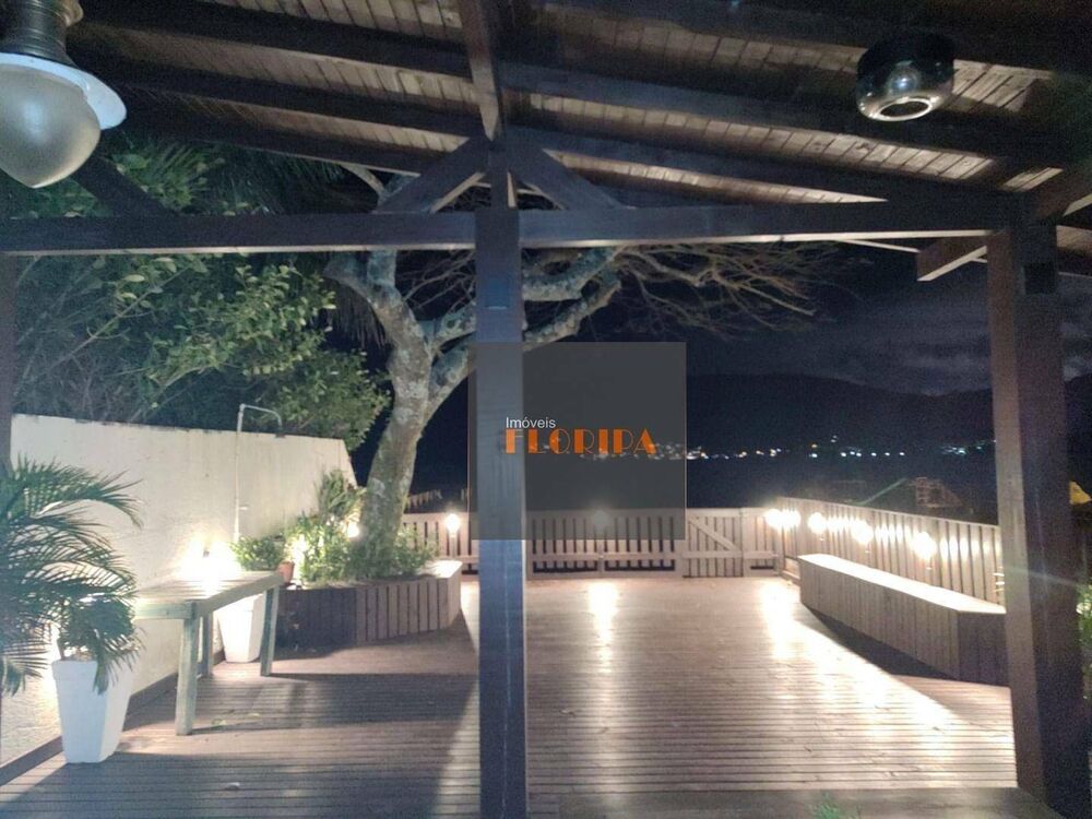 Casa à venda com 5 quartos, 153m² - Foto 12
