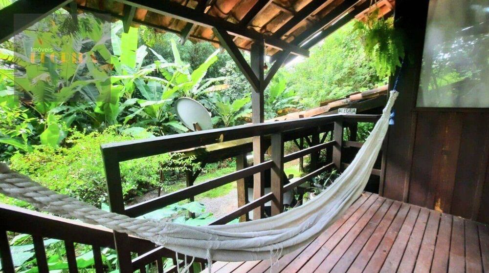 Casa, 4 quartos, 200 m² - Foto 1