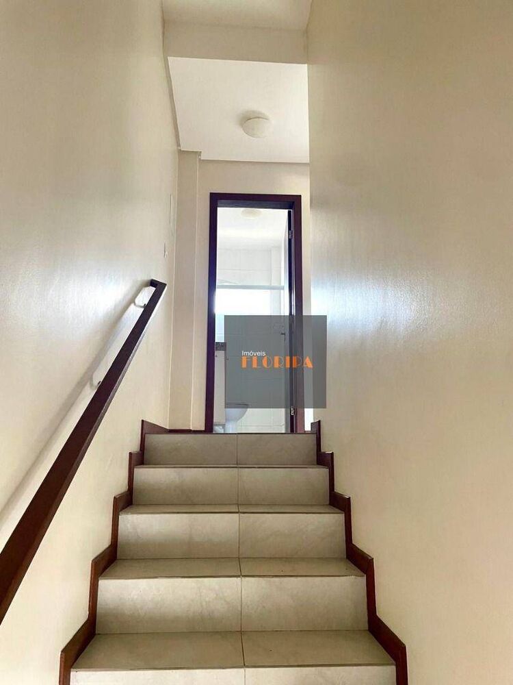 Sobrado à venda com 2 quartos, 67m² - Foto 9