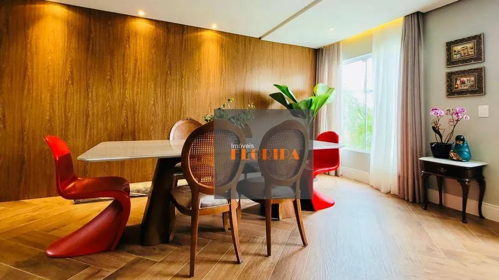Casa, 3 quartos, 220 m² - Foto 6