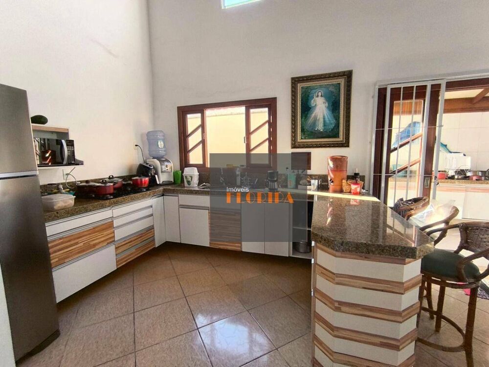 Casa, 4 quartos, 200 m² - Foto 22