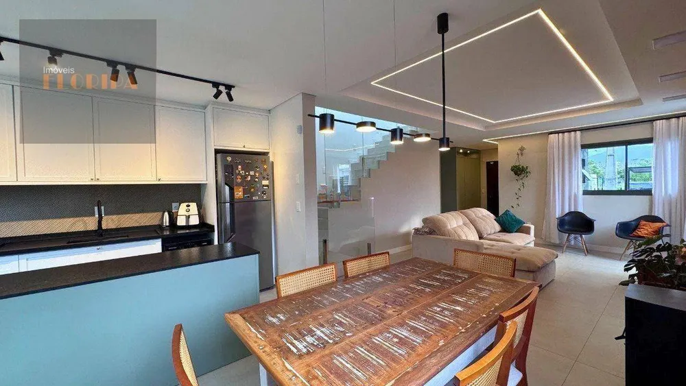 Casa, 3 quartos, 158 m² - Foto 3