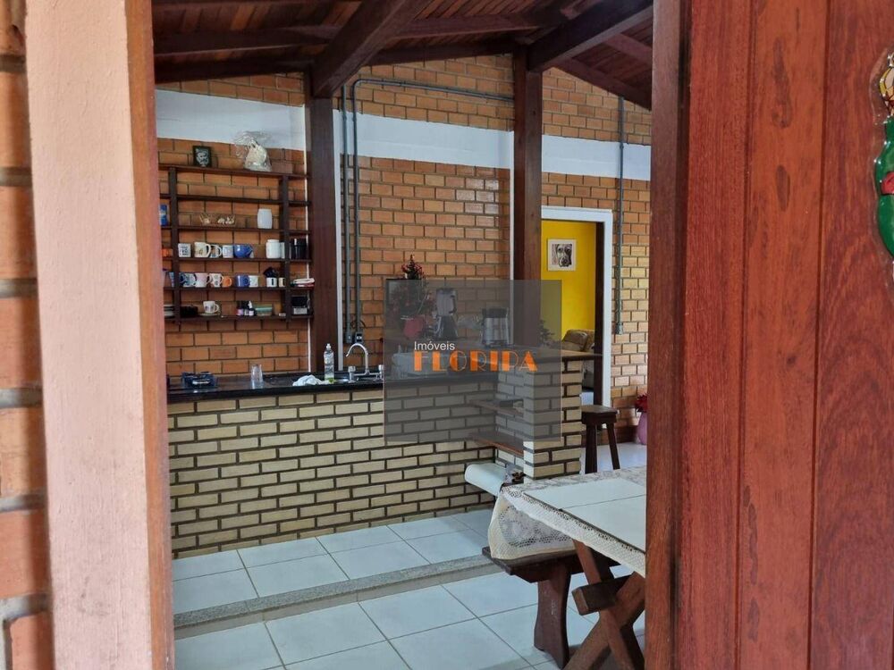 Casa, 4 quartos, 250 m² - Foto 3