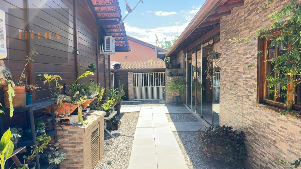 Casa, 3 quartos, 190 m² - Foto 6