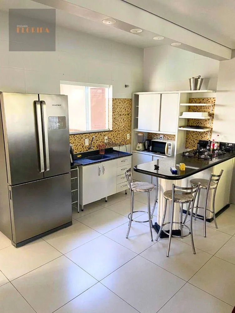 Casa, 4 quartos, 187 m² - Foto 4