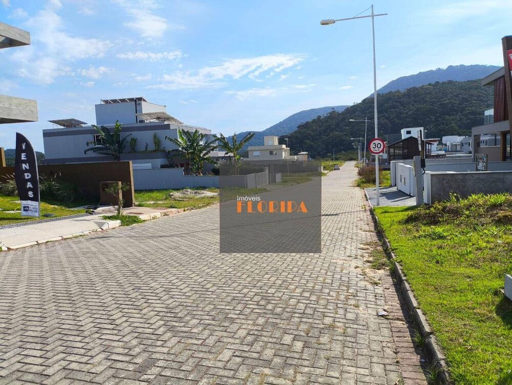 Casa à venda com 3 quartos, 186m² - Foto 21