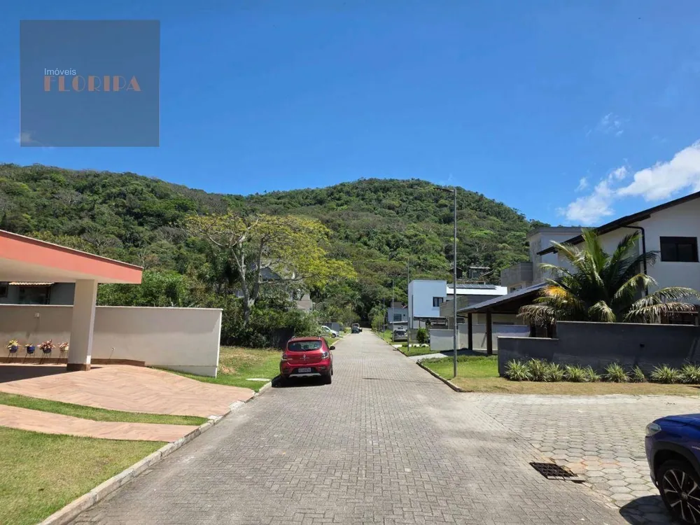 Loteamento e Condomínio, 637 m² - Foto 1