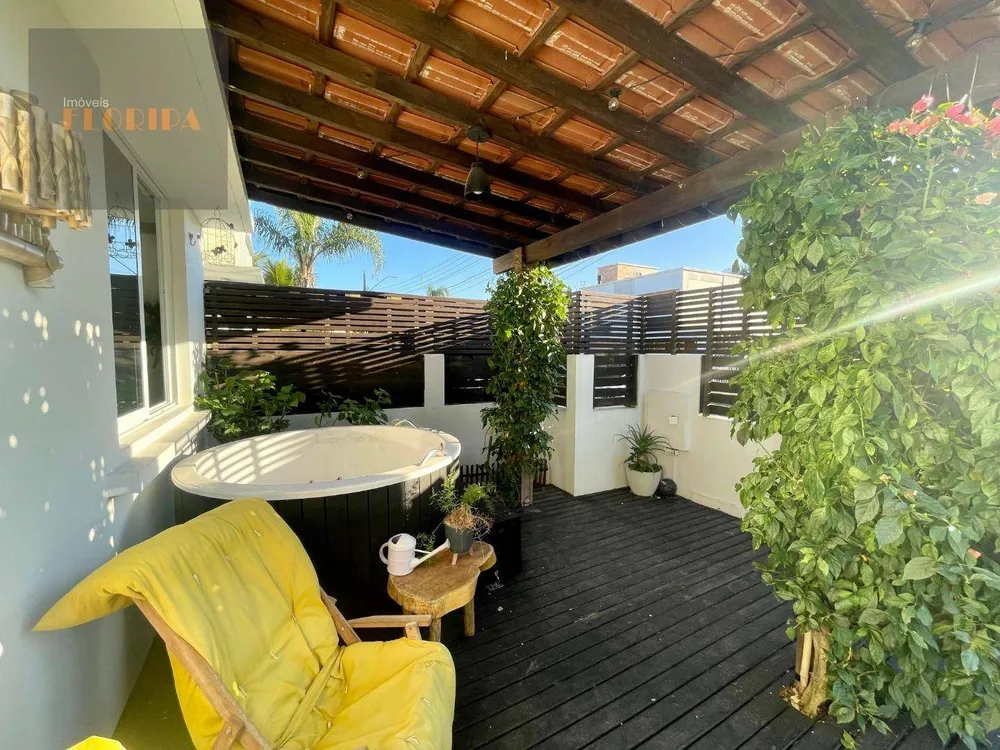 Casa, 3 quartos, 126 m² - Foto 1
