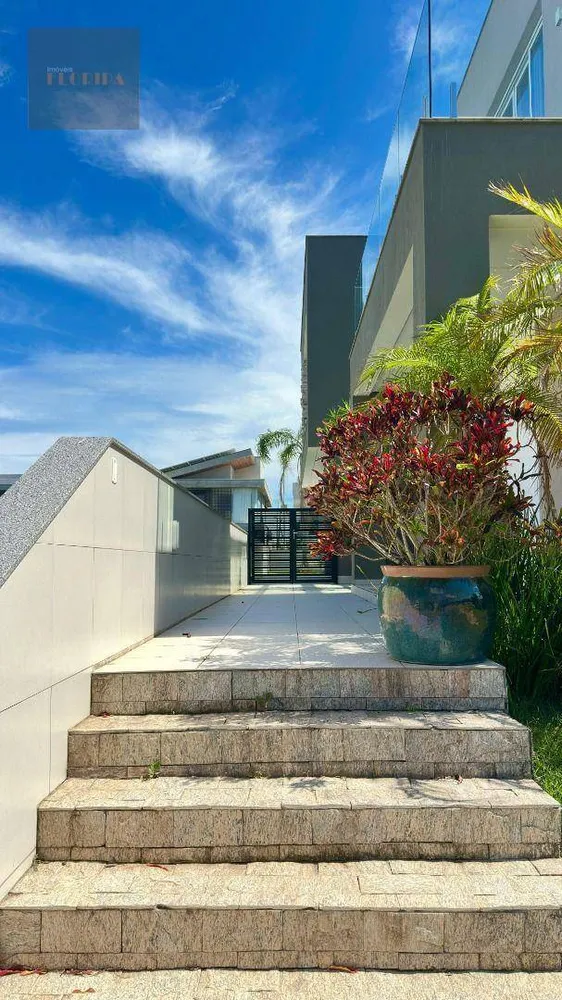 Casa, 5 quartos, 343 m² - Foto 2