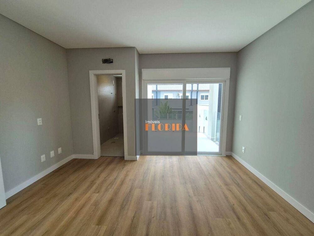 Casa, 3 quartos, 220 m² - Foto 4