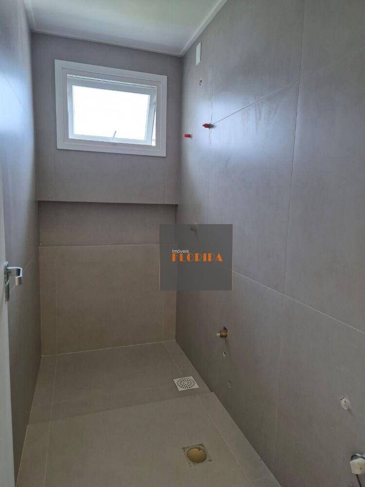 Casa, 3 quartos, 220 m² - Foto 1