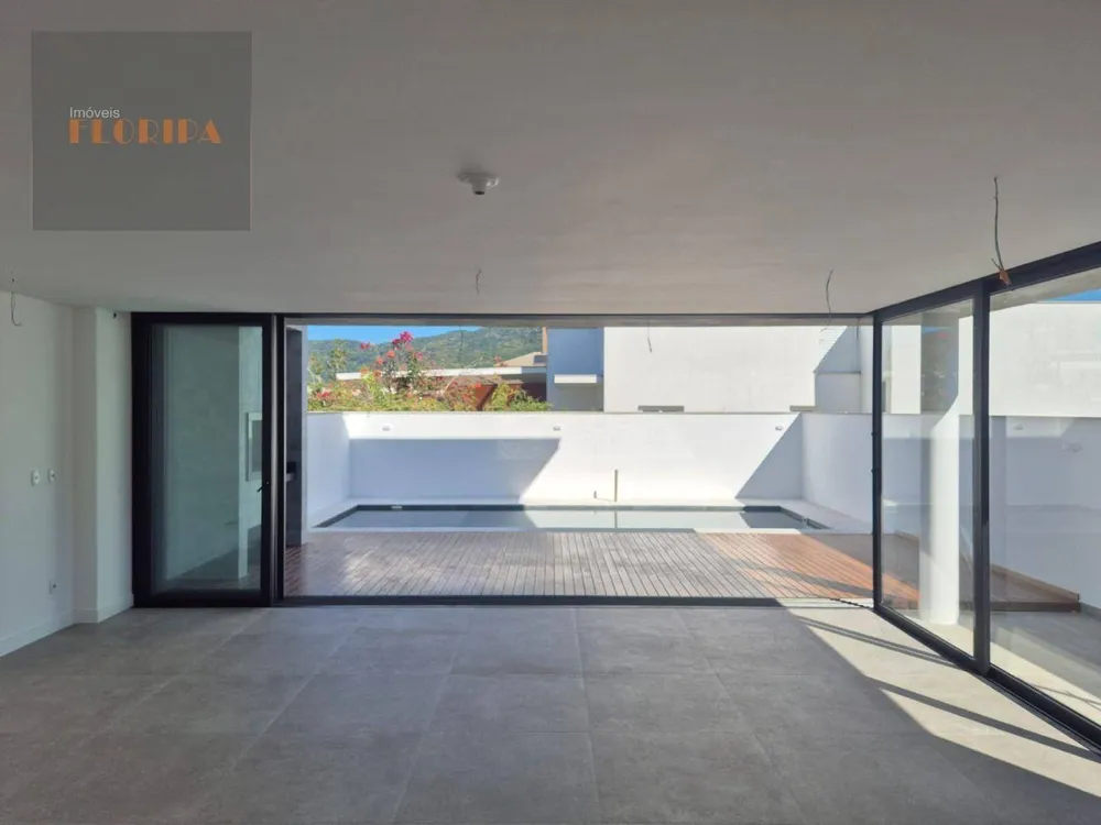 Casa, 4 quartos, 305 m² - Foto 2