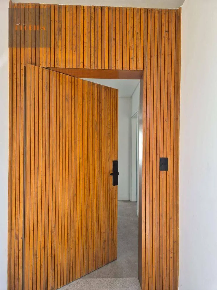 Casa, 4 quartos, 305 m² - Foto 1