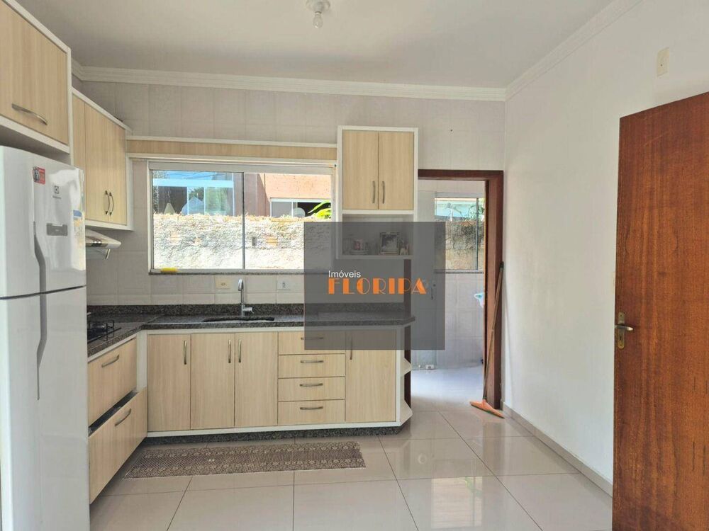 Casa, 3 quartos, 180 m² - Foto 4